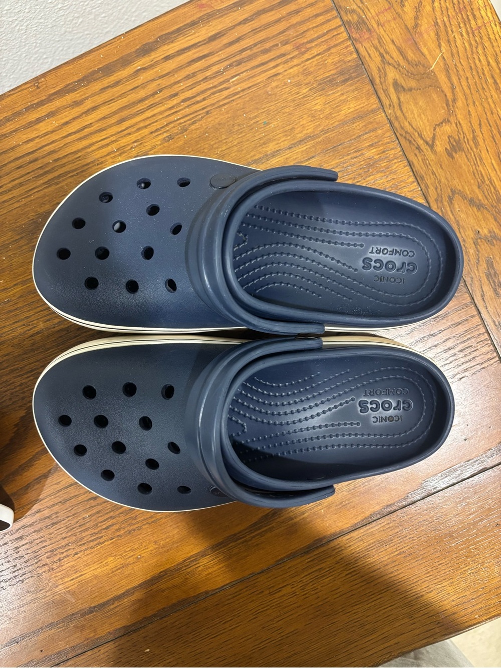 Platform crocs - Picture 2 of 2